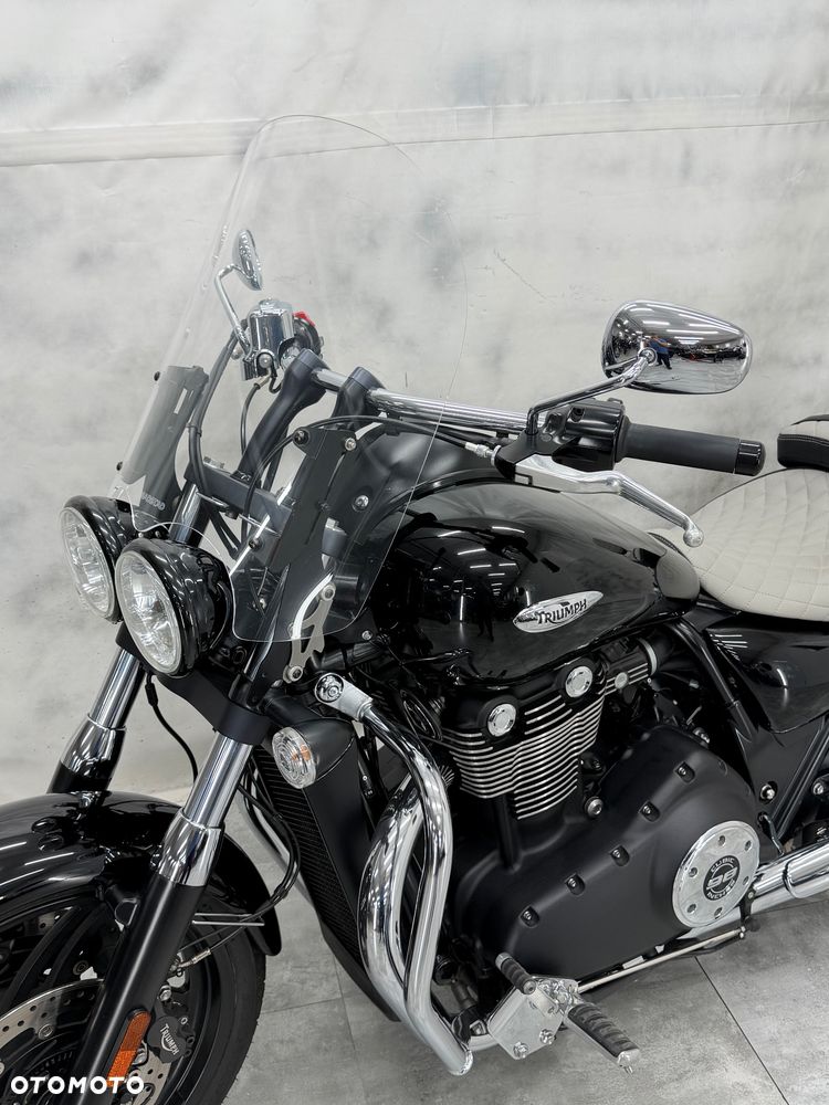 Triumph Thunderbird - 3