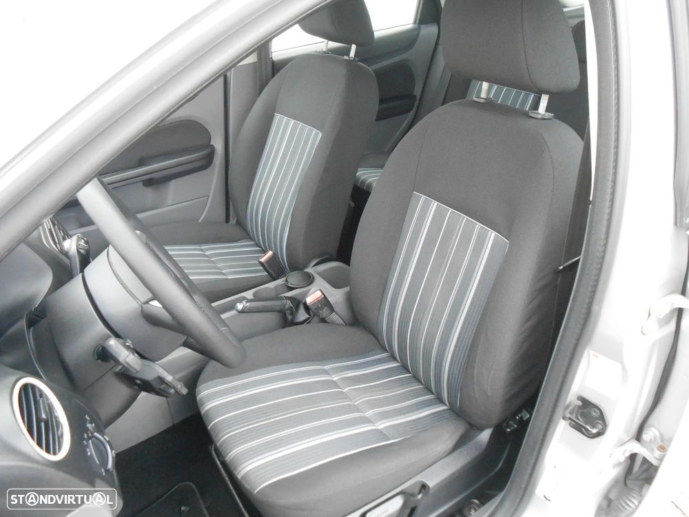 Ford Focus 1.6 TDCi ECOnetic - 15