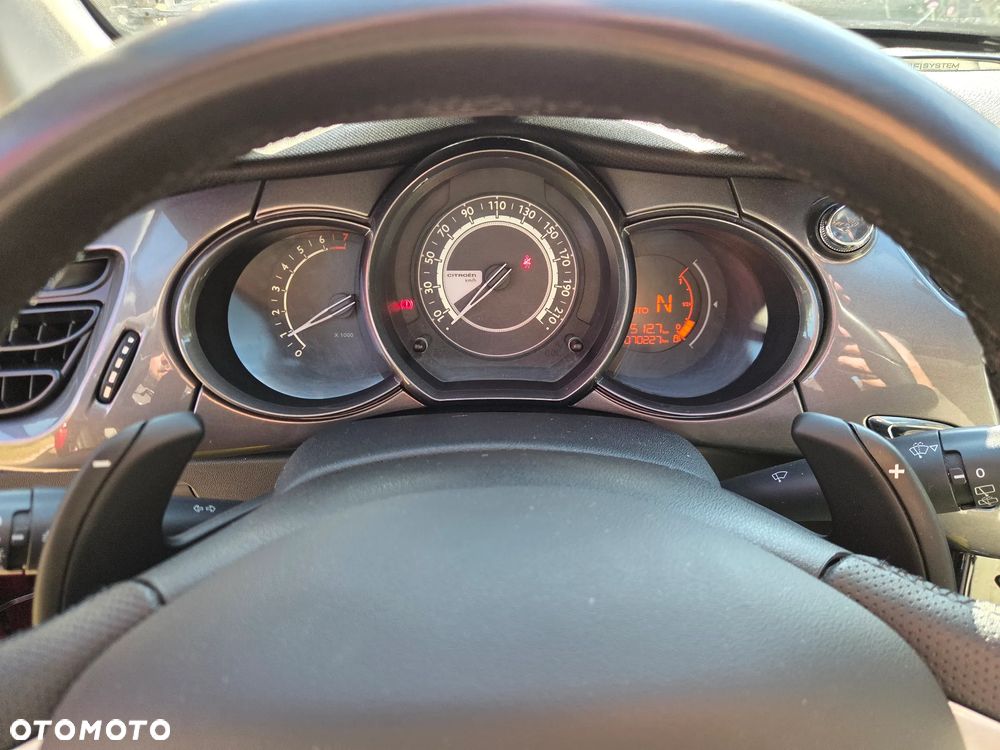 Citroën C3 1.4 VTi Exclusive MAP - 19