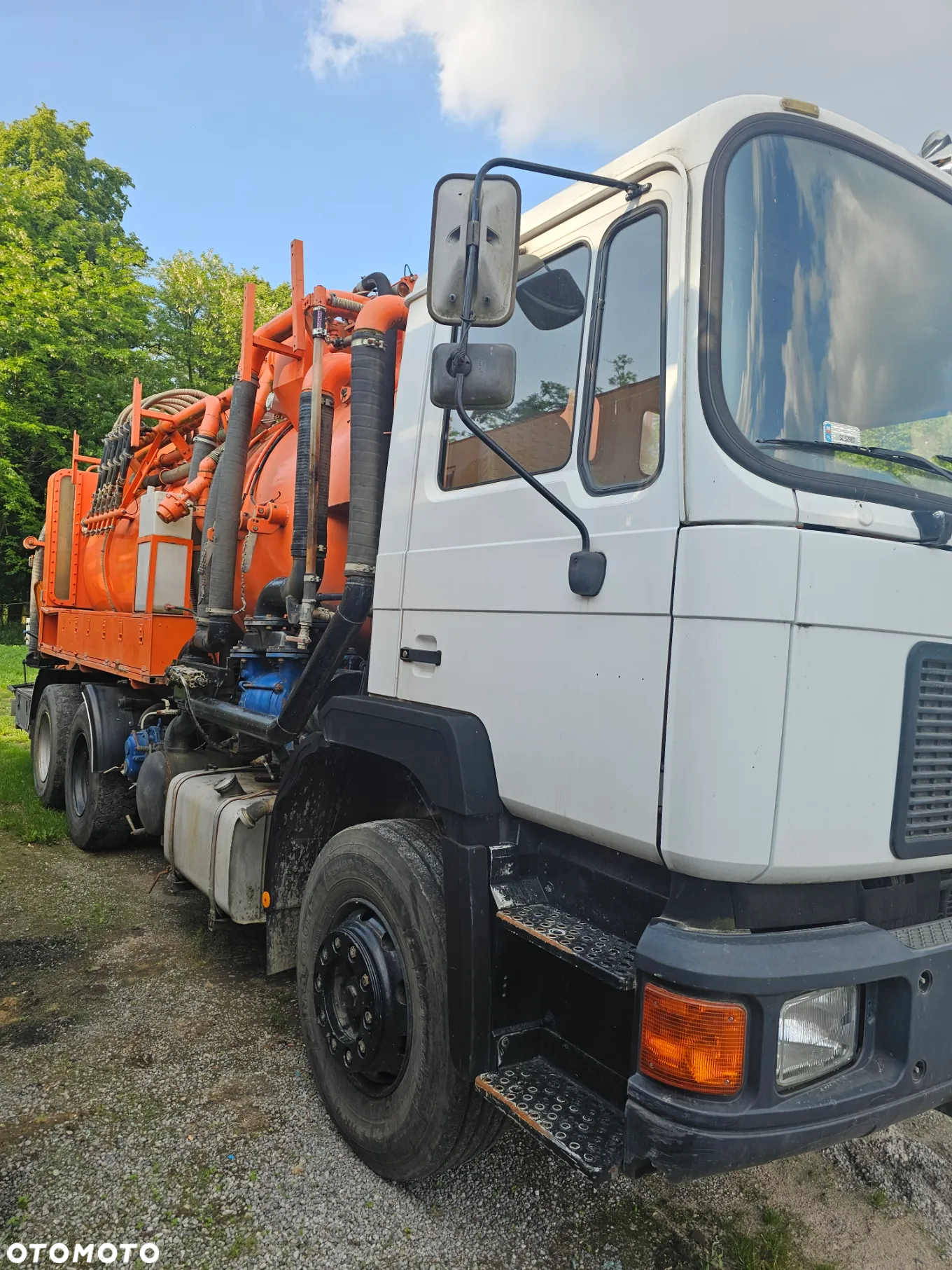 MAN - 3