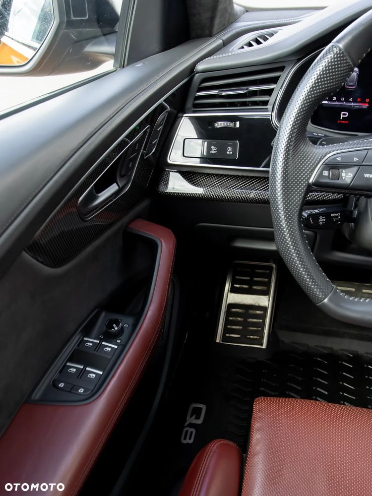 Audi SQ8 - 21
