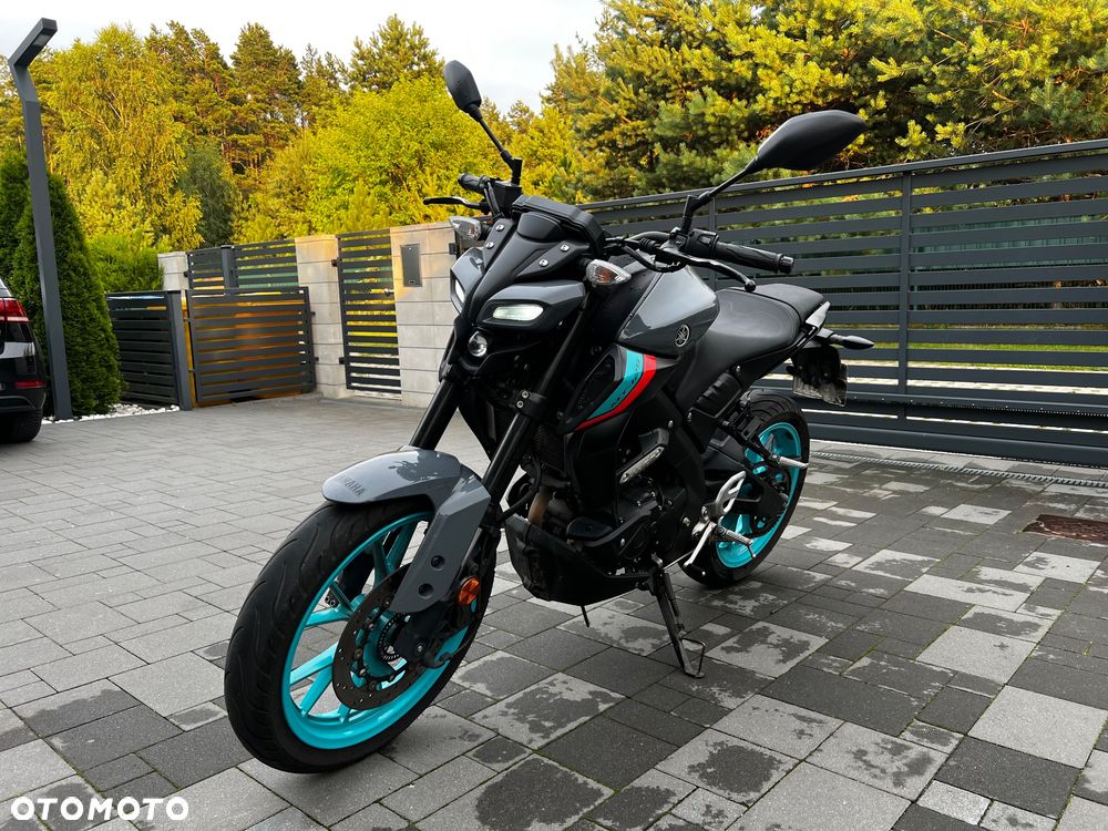 Yamaha MT - 4