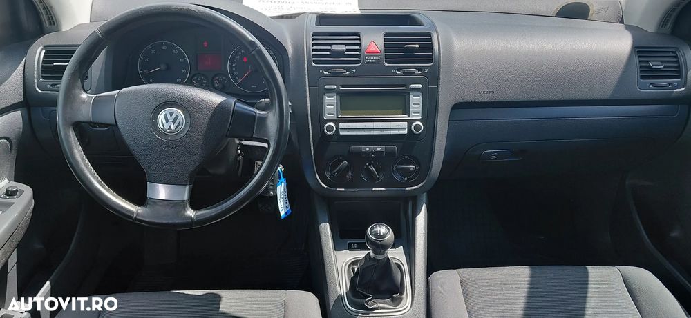 Volkswagen Golf 1.6 Comfortline - 7