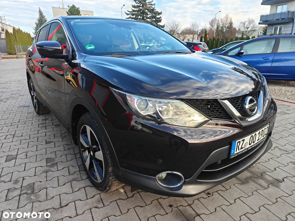 Nissan Qashqai 1.6 DIG-T 360 - 1