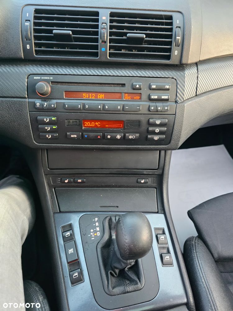 BMW Seria 3 323i - 11