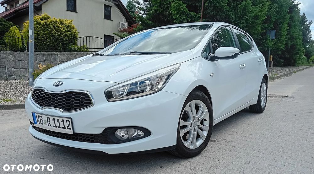 Kia Ceed 1.4 CVVT Attract plus - 2