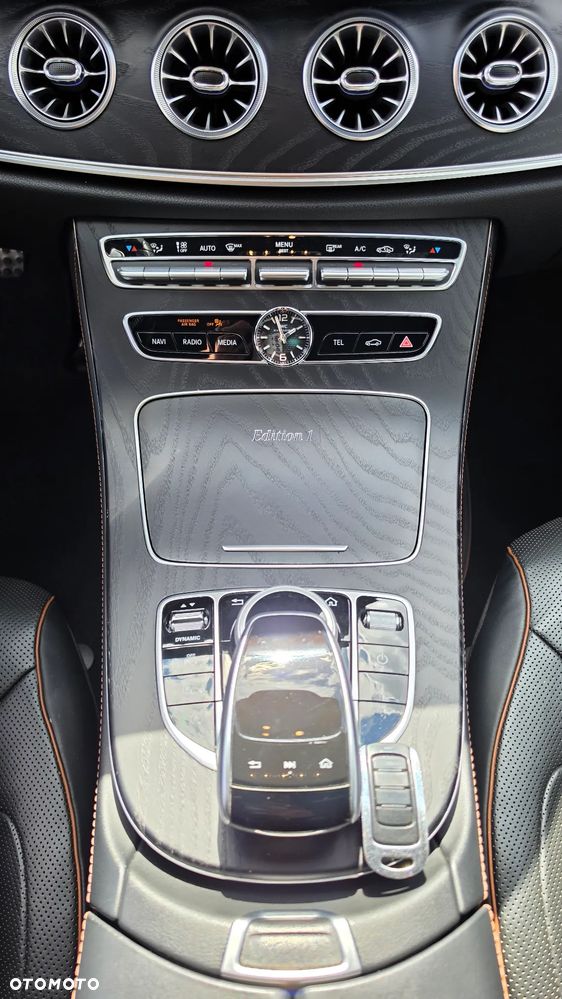Mercedes-Benz CLS - 16