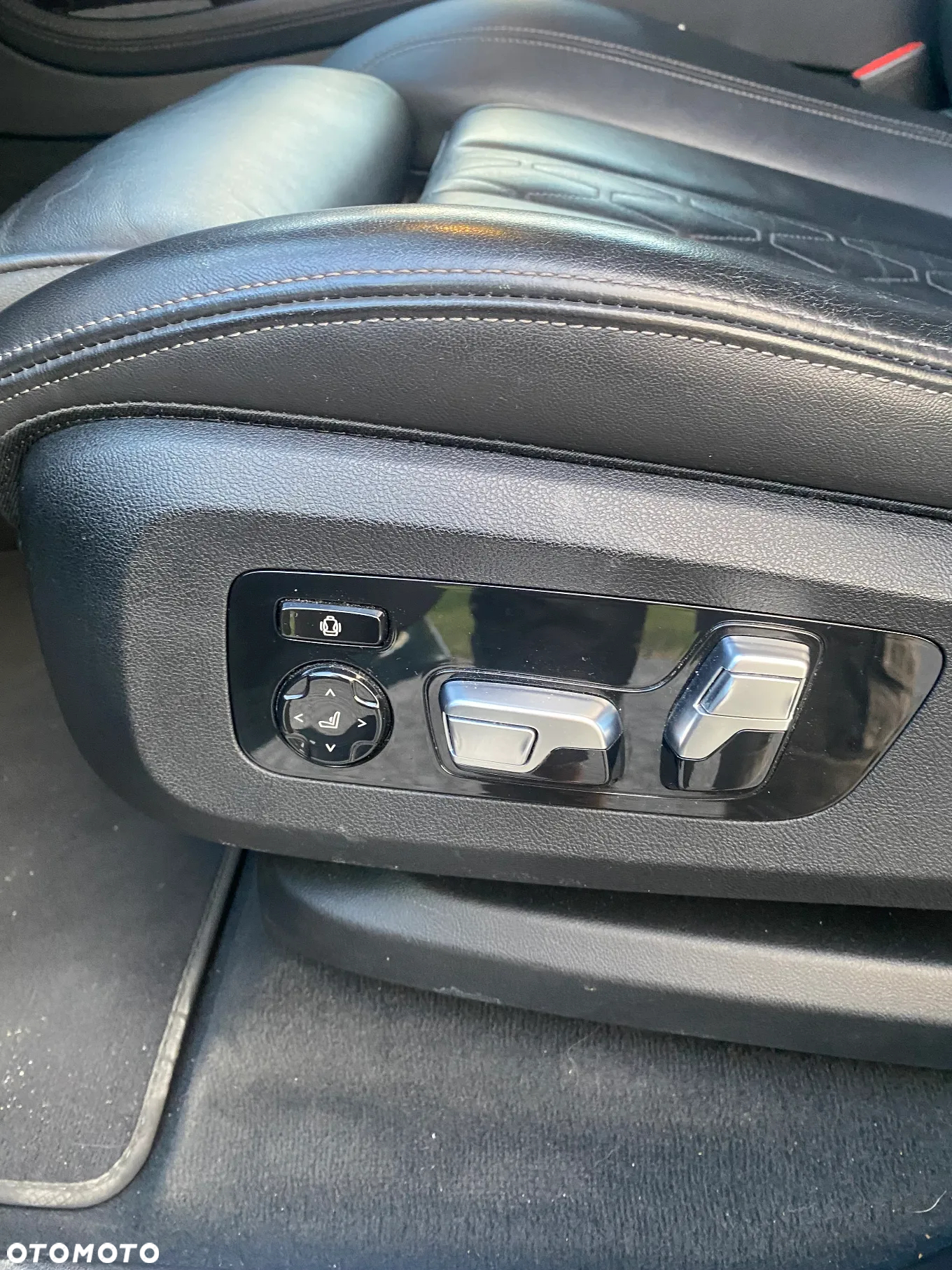 BMW X7 xDrive40i - 13