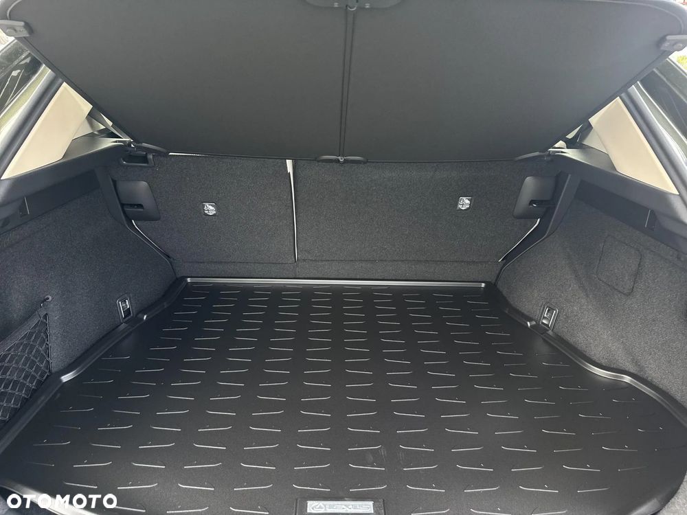 Lexus NX 350h Omotenashi AWD - 13