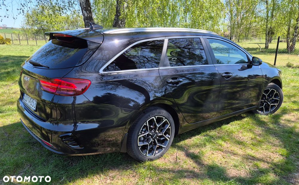 Kia Ceed - 24