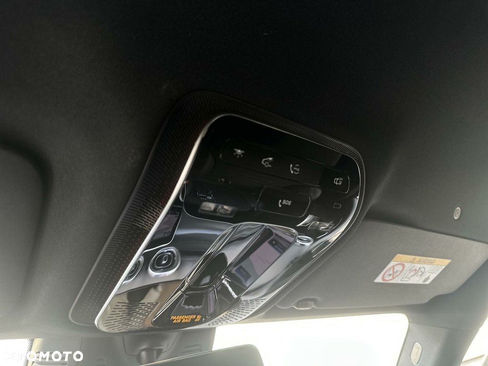 Mercedes-Benz GLC - 21