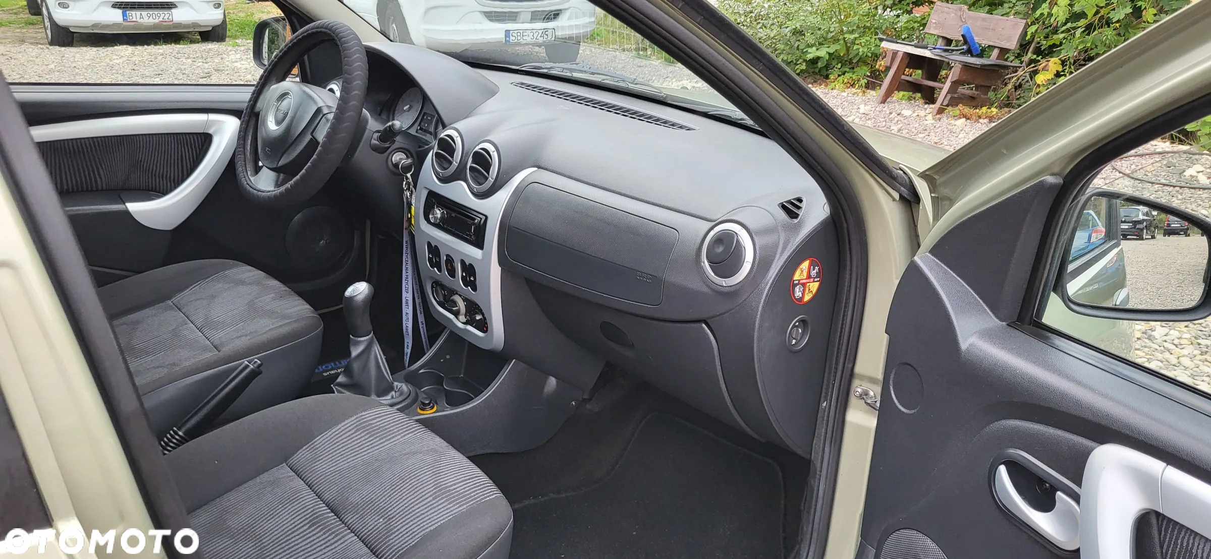 Dacia Sandero 1.6 Ambiance - 27