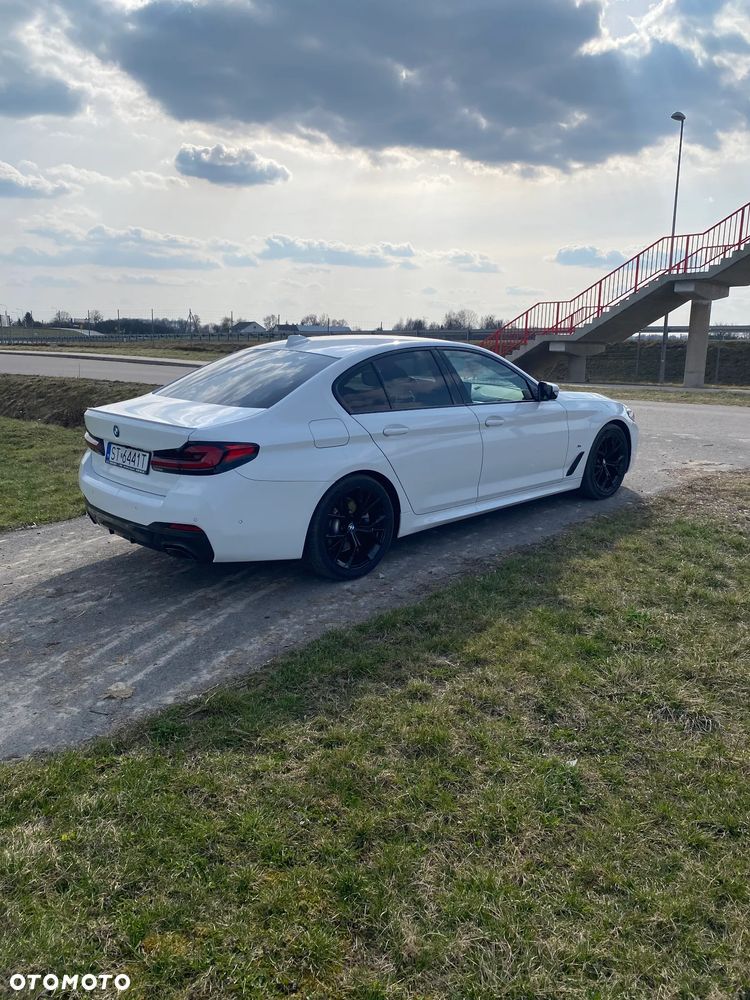 BMW Seria 5 520d xDrive M Sport sport - 3