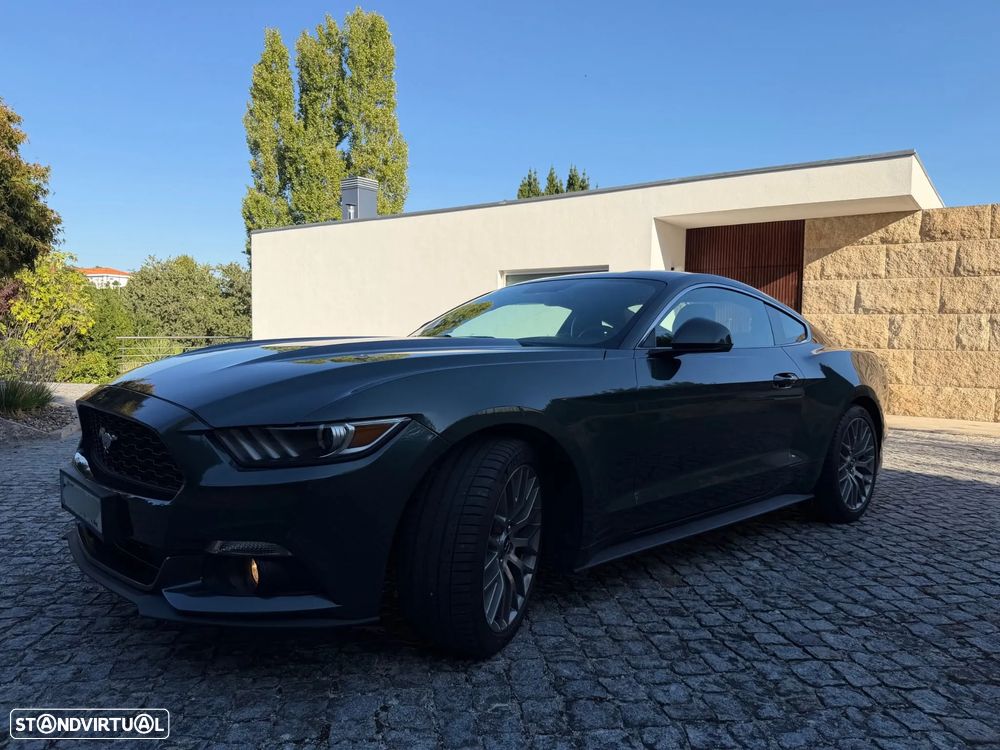 Ford Mustang 2.3i EcoBoost - 19