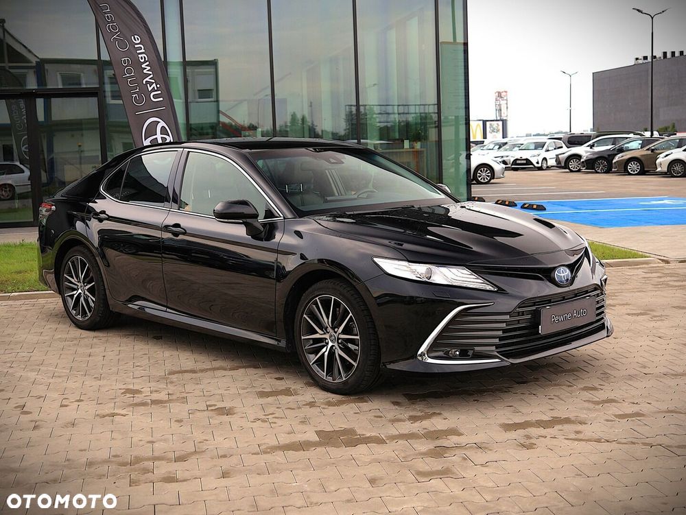 Toyota Camry 2.5 Hybrid Executive CVT - 1