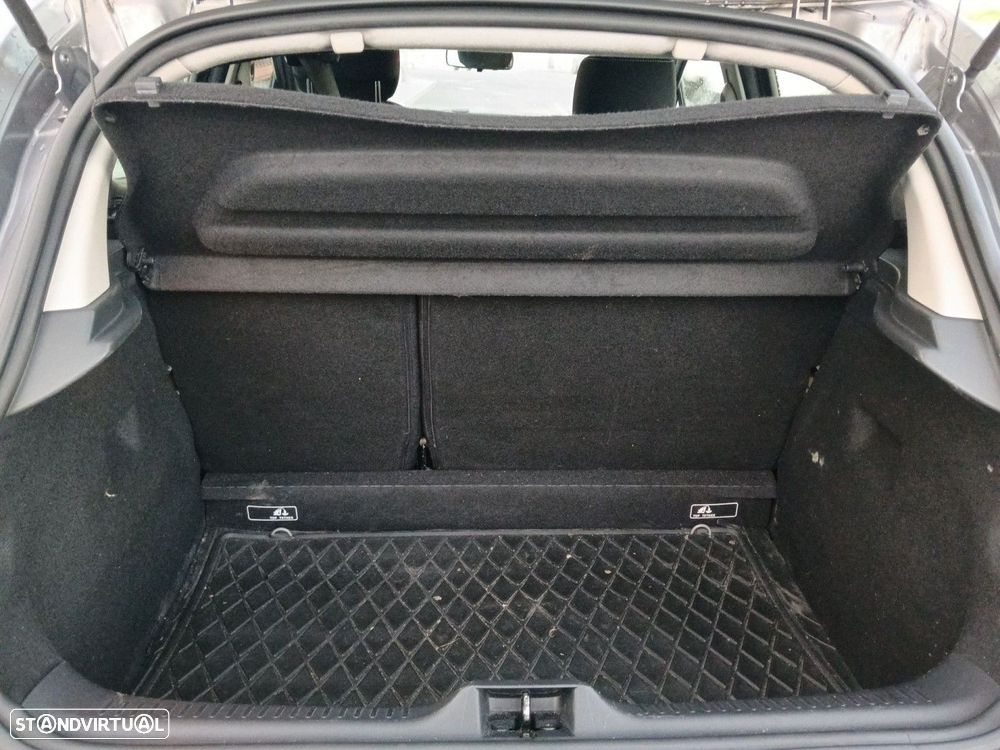 Renault Clio 1.5 dCi Dynamique S - 23