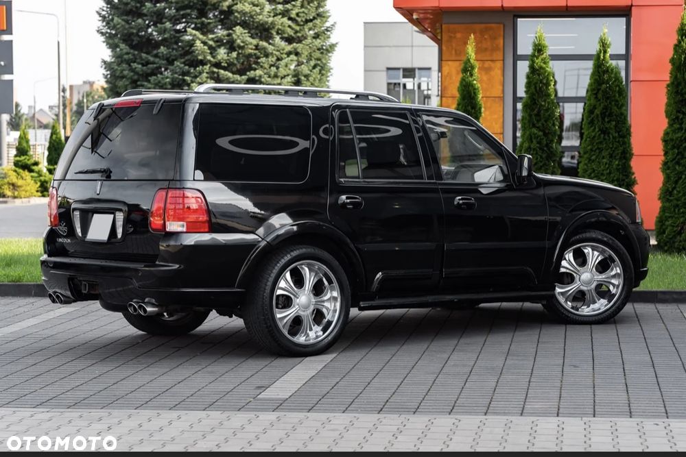 Lincoln Navigator 5.4 - 12
