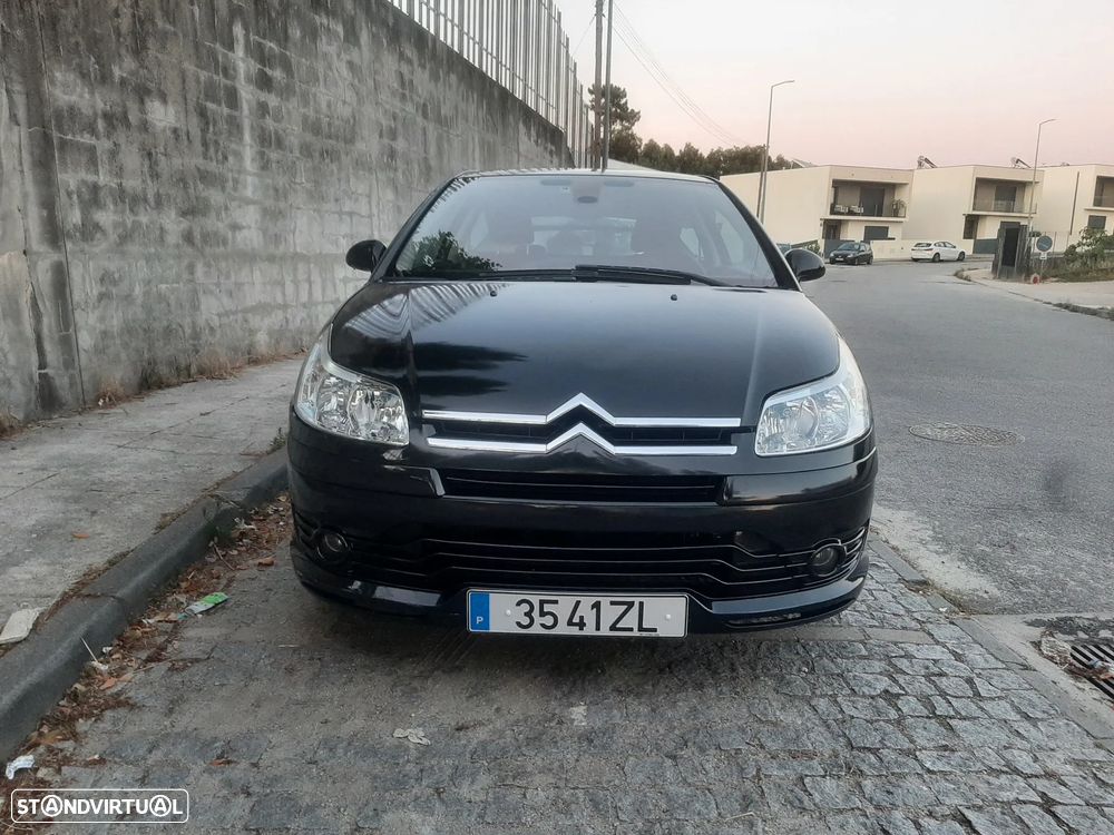 Citroën C4 1.6 HDi 110 VTR - 6