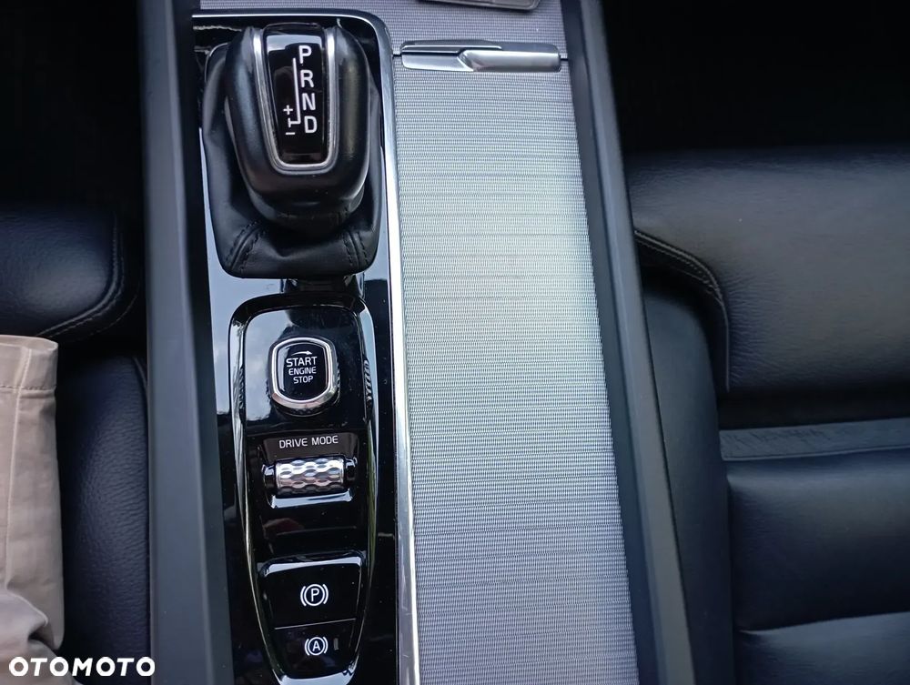 Volvo XC 60 T5 GPF Inscription - 24