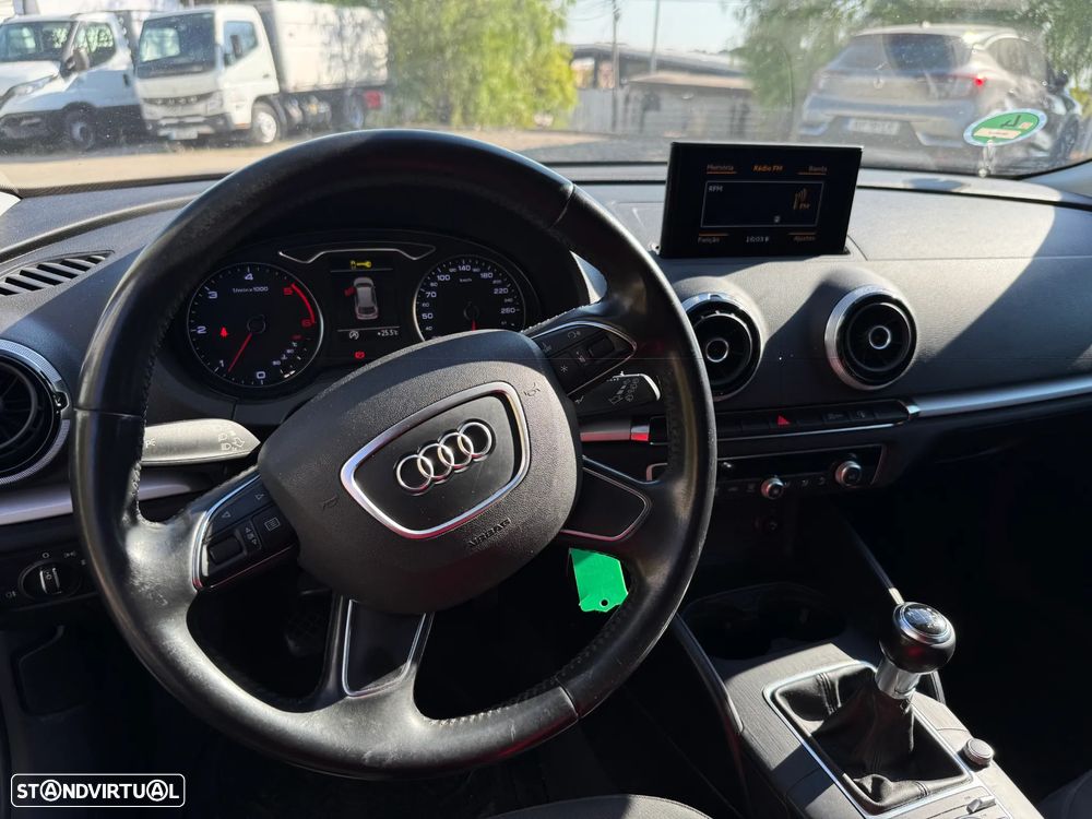 Audi A3 Sportback 1.6 TDI - 4