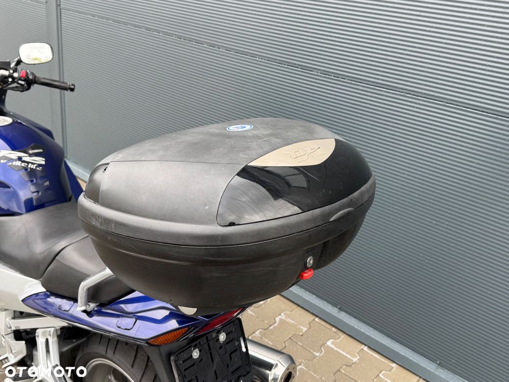 Yamaha FJR - 21