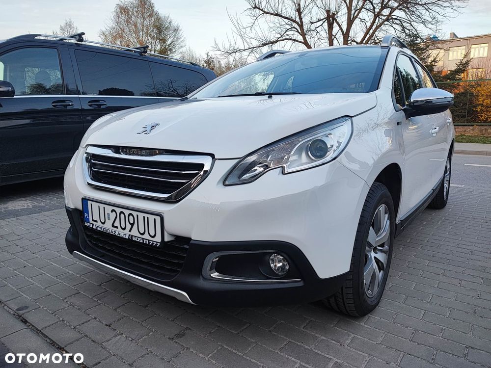 Peugeot 2008 BlueHDi 100 STOP & START Style - 1