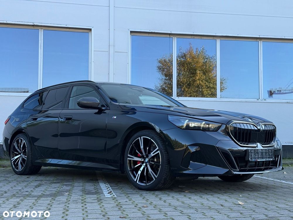 BMW Seria 5 520d xDrive Touring - 8