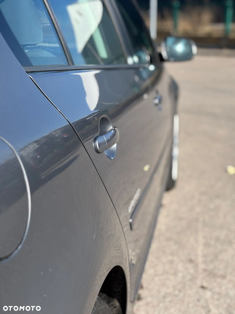 Volkswagen Golf 2.0 TDI United - 6