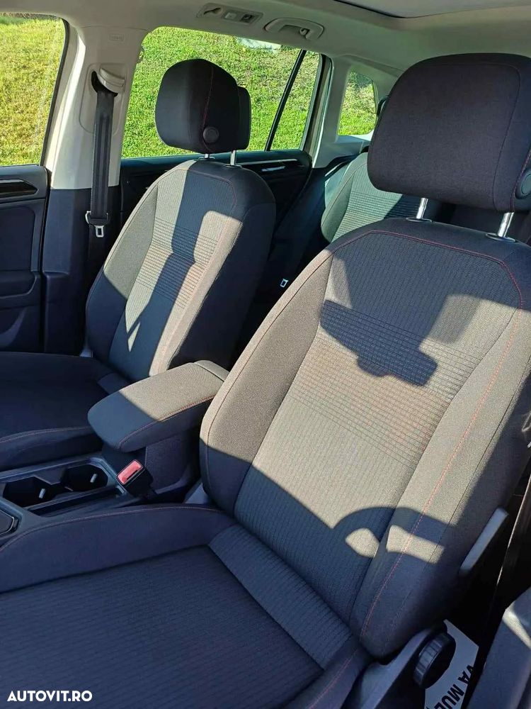 Volkswagen Tiguan - 10