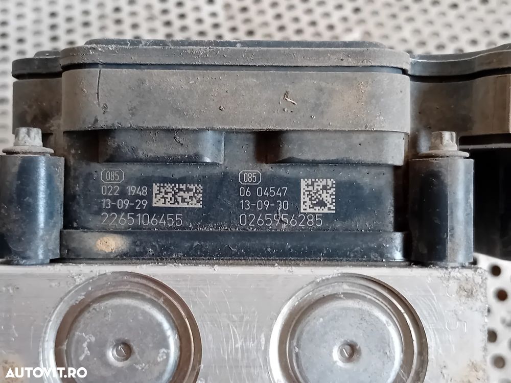 Modul Pompa Unitate ABS Dacia Duster Cod 476608845R Cutie Manuala 4x4 Cod TL8B005 - 5