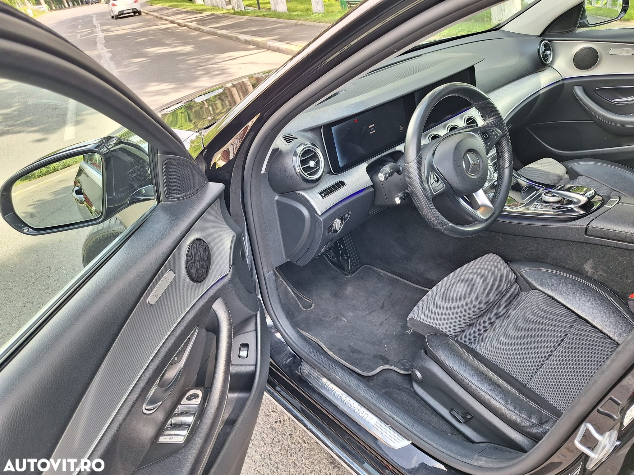 Mercedes-Benz E 220 d 4MATIC Aut. - 9