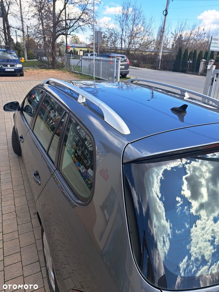 Volkswagen Golf 1.6 TDI BlueMot Trendline - 4