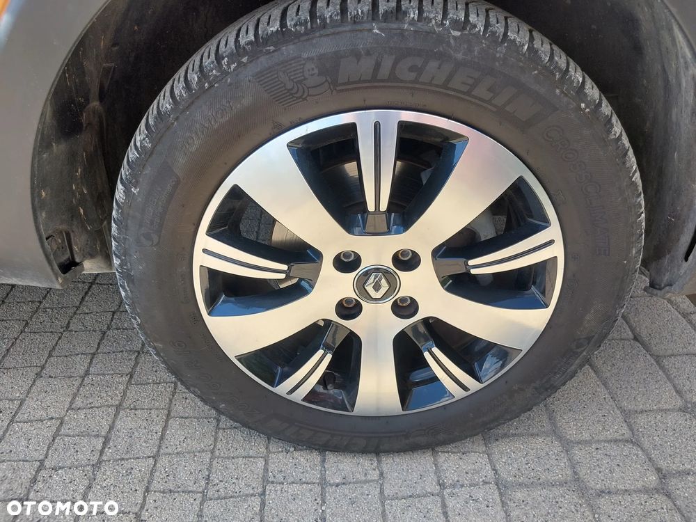 Renault Captur - 24