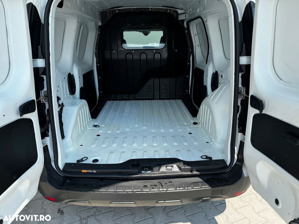 Renault EXPRESS - 10