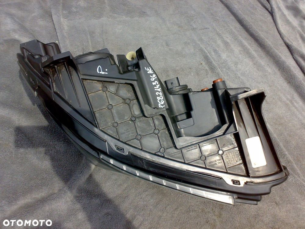 dodge charger 2015 - lampa przednia prawa kpl. led orginał - 4
