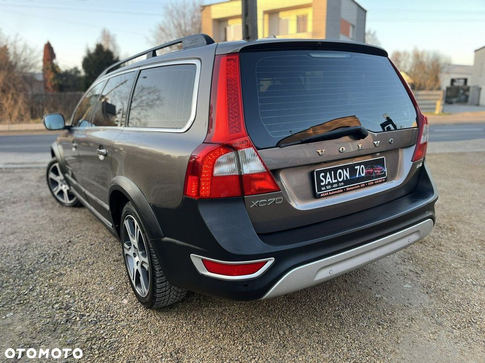 Volvo XC 70 - 4