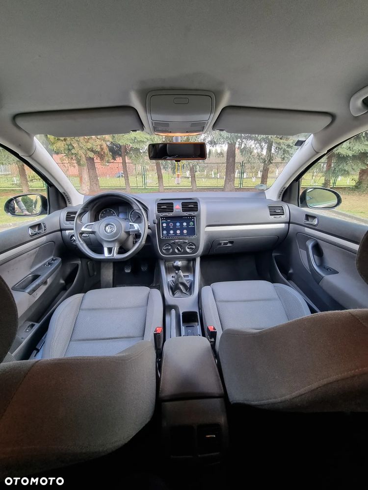 Volkswagen Golf - 13