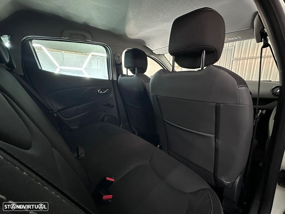 Renault Clio 1.5 dCi Limited EDition - 12