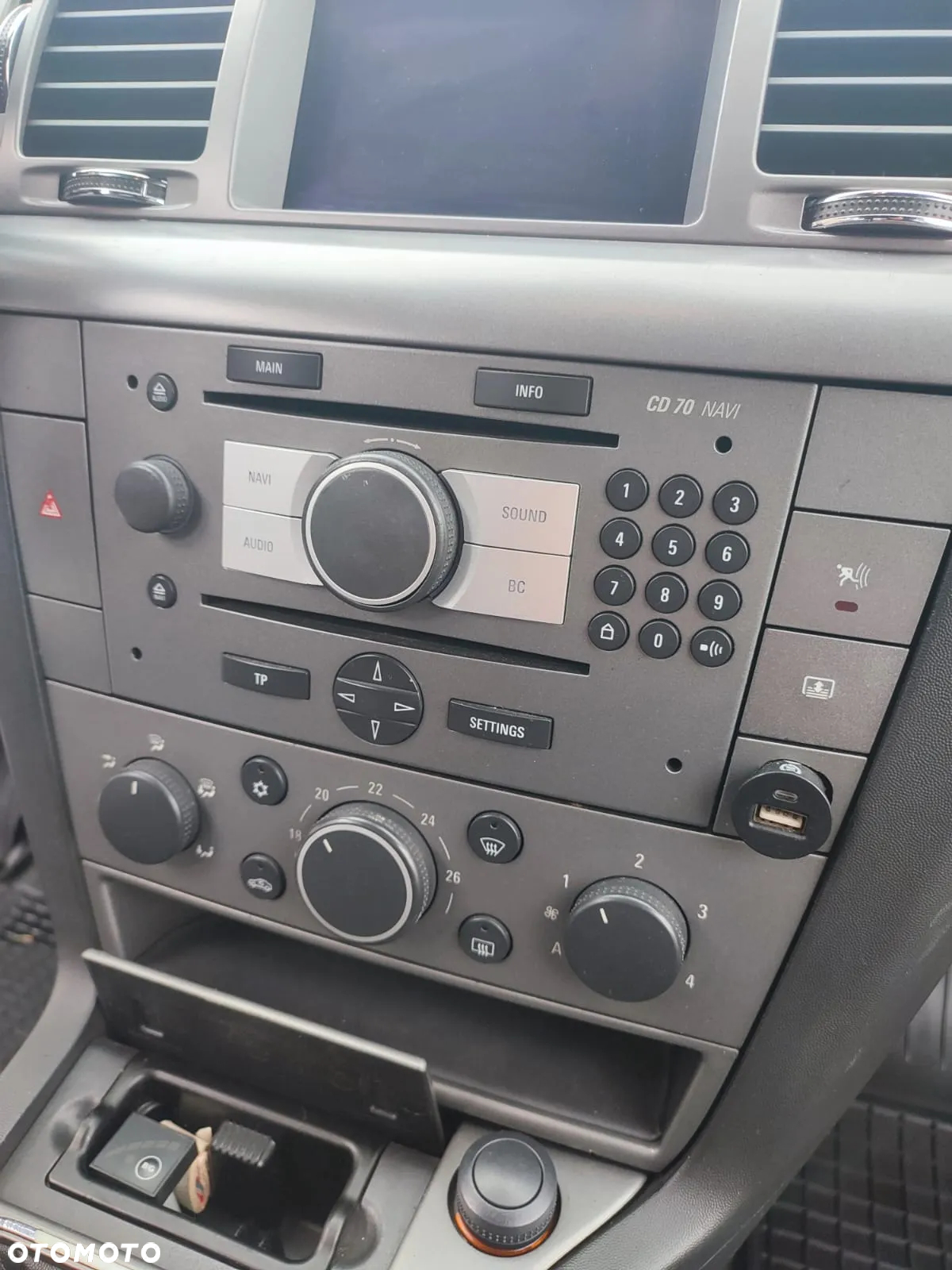Opel Vectra 1.8 Cosmo Plus - 12