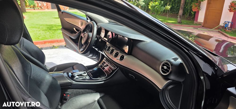 Mercedes-Benz E 220 d 9G-TRONIC AMG Line - 27