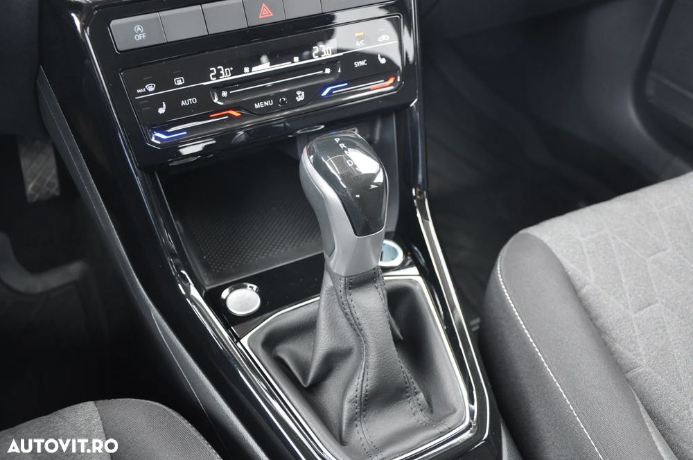 Volkswagen T-Cross 1.5 TSI DSG Advanced - 24