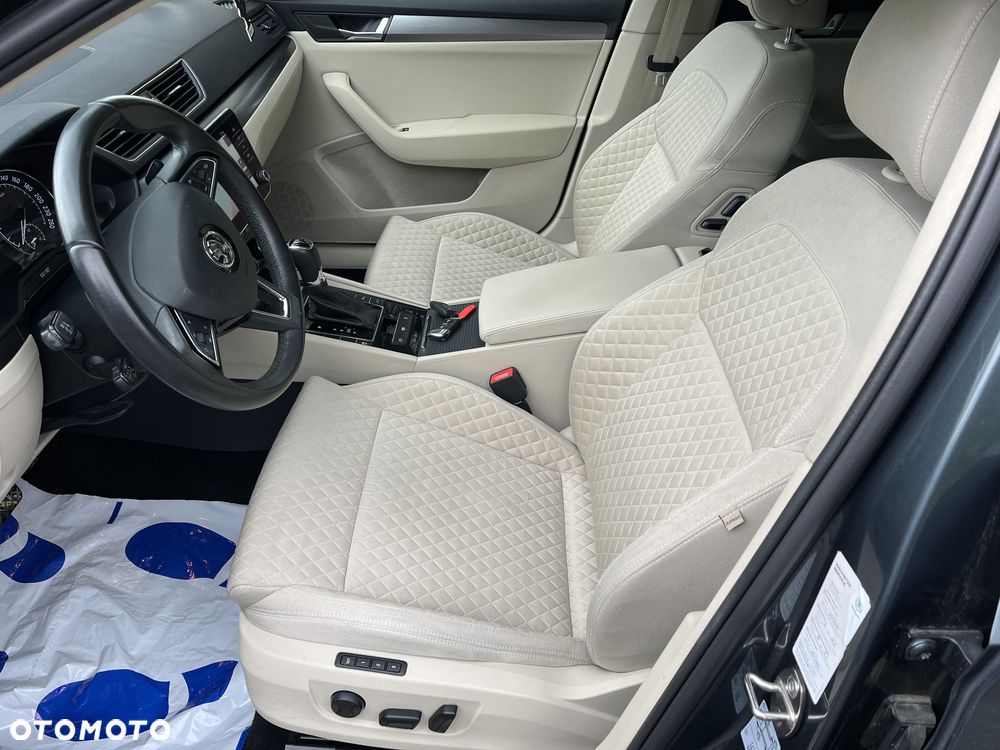 Skoda Superb 2.0 TDI DSG Premium Edition - 8