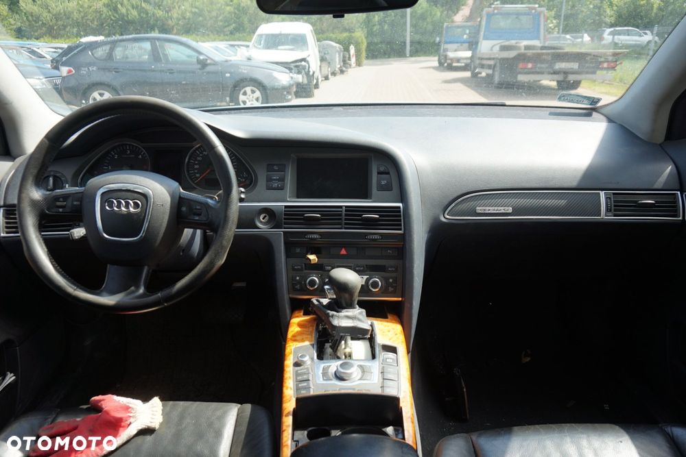DESKA ROZDZIELCZA KONSOLA A6 C6  AUDI 2004-2008 - 1