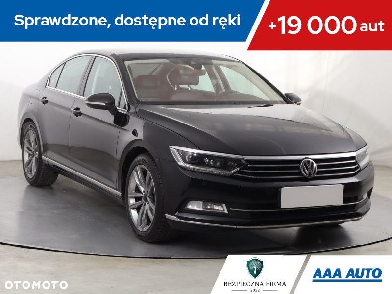 Volkswagen Passat - 2
