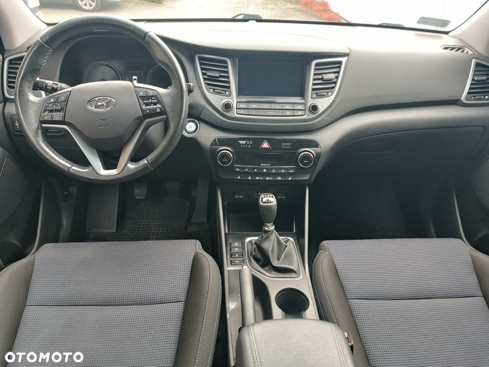 Hyundai Tucson - 16