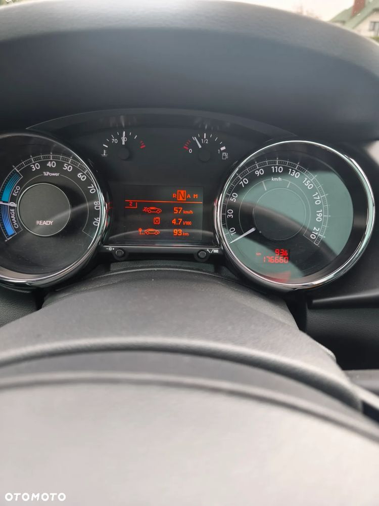 Peugeot 3008 2.0 HDi HYbrid4 - 18