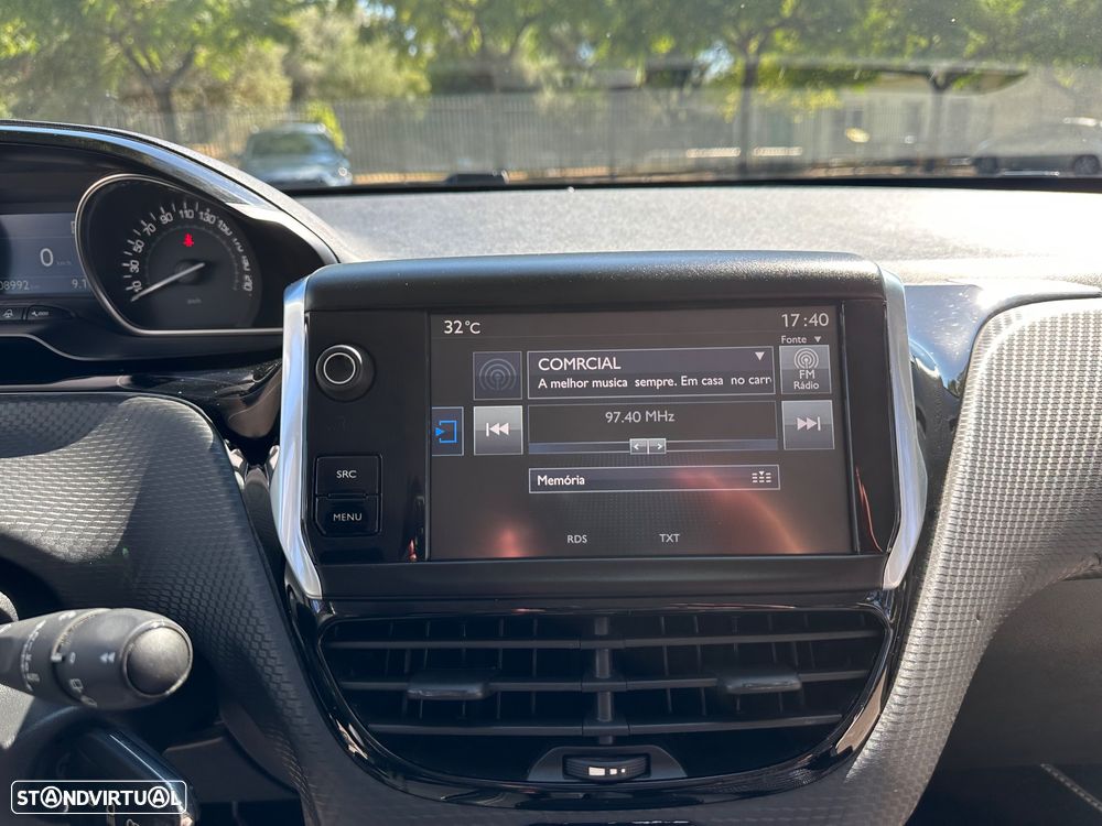 Peugeot 2008 PureTech 110 Stop&Start EAT6 Allure - 19