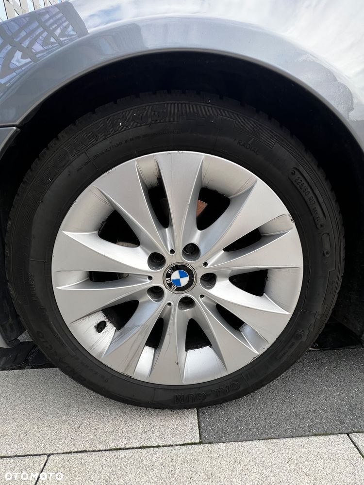 BMW Seria 5 525d - 21