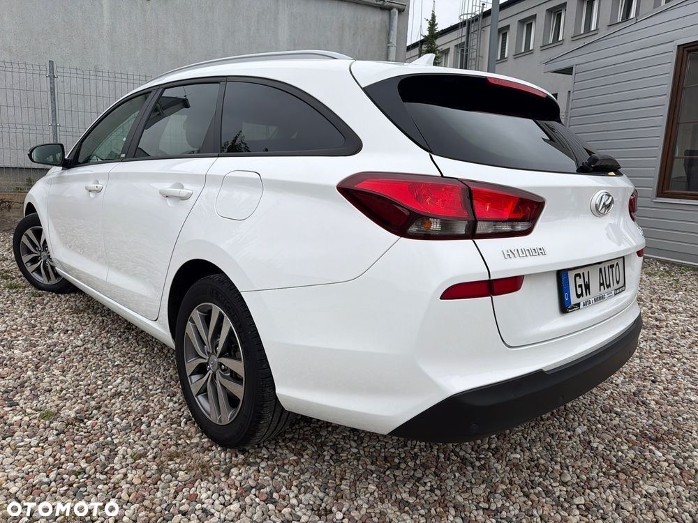 Hyundai i30 1.6 CRDI DCT EDITION 30 - 11