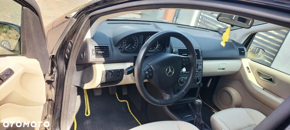 Mercedes-Benz Klasa A 150 - 9